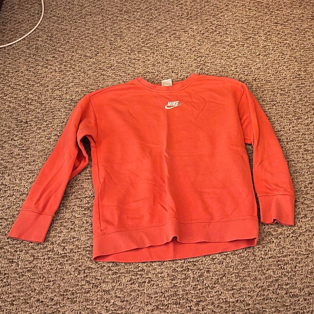 Nike Girl's Sportswear Club Fleece Oversized Sweatshirt